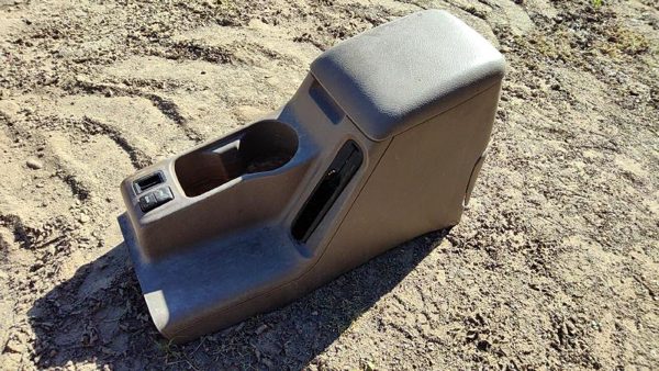 1999 2000 2001 Honda Passport Center Console Assembly Oem Bge Beige — photo 1