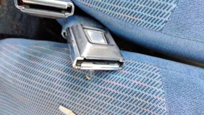 1992-1996 Ford F150 Passenger Right Front Seat Belt Buckle Receiver Oem Blue
