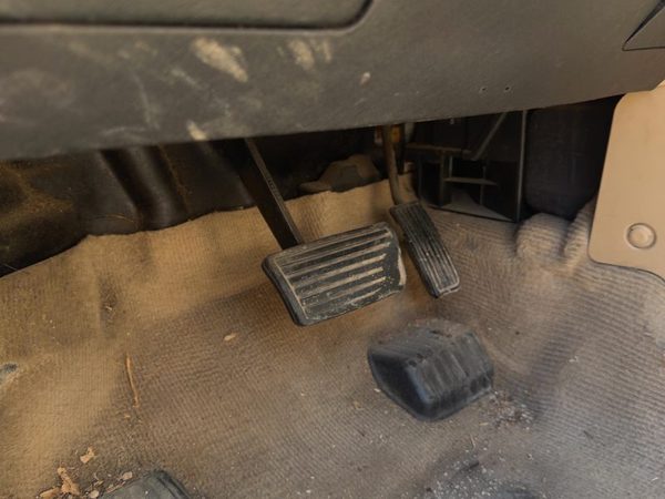 2002-2006 Honda Crv Brake Pedal Assembly Oem Automatic — photo 1