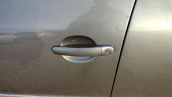 2000-2005 Vw Passat Driver Left Front Outside Door Handle Oem Silver — photo 2