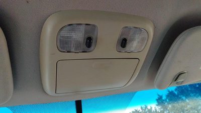 2010-2011 Ford Fusion Center Overhead Console Oem Dome Light Map Lamp Cubby