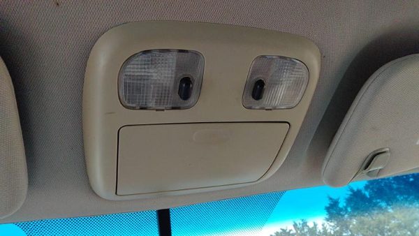 2010-2011 Ford Fusion Center Overhead Console Oem Dome Light Map Lamp Cubby — photo 1
