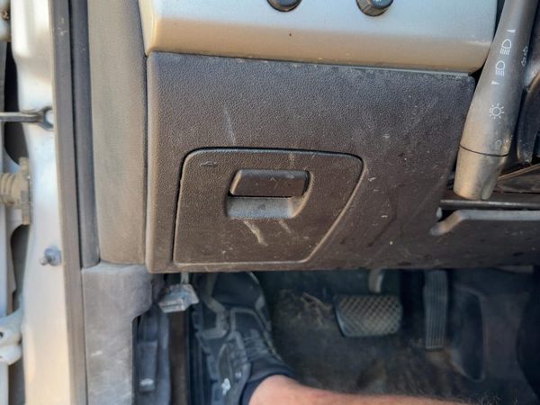05-10 Cobalt Lower Dash Under Column Knee Bolster Trim Panel Oem Coupe Ebony 192 — photo 1