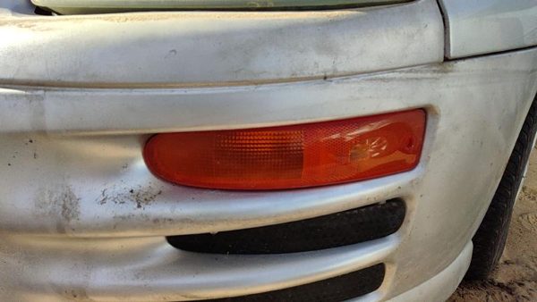 2004 Mitsubishi Eclipse Fog/mark/park/turn Light/lamp LH — photo 1