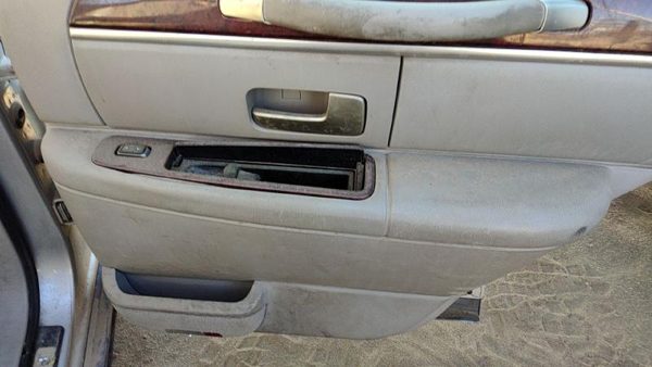 03 Lincoln Town Car Passenger Right Rear Door Trim Panel With Switches Back Gray — photo 5