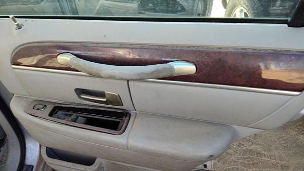 03 Lincoln Town Car Passenger Right Rear Door Trim Panel With Switches Back Gray — photo 3