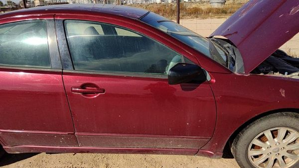 2006 Mitsubishi Galant Front Door RH 4DR P06 Ultra Red Pearl — photo 1