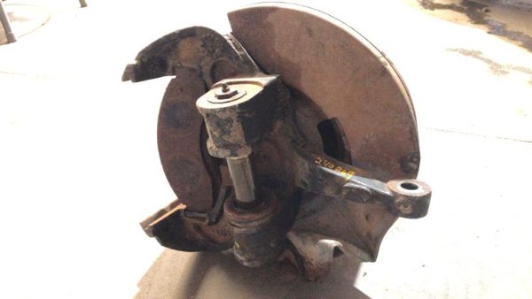 1988-1997 Ford F450 Driver Left Front Spindle Steering Knuckle With Wheel Hub — photo 7