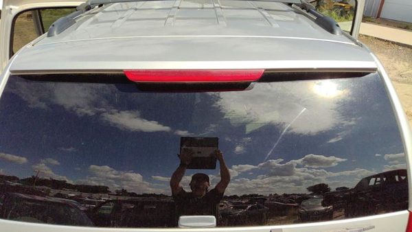 2008-2014 Chevy Tahoe Rear Spoiler Back Wing Oem Silver U726s 25794624 — photo 4