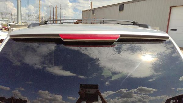 2008-2014 Chevy Tahoe Rear Spoiler Back Wing Oem Silver U726s 25794624 — photo 3