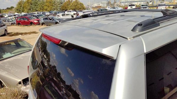 2008-2014 Chevy Tahoe Rear Spoiler Back Wing Oem Silver U726s 25794624 — photo 2