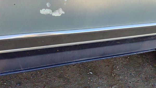80-86 Ford F150 Passenger Right Front Lower Moulding From Door Oem Trim Strip — photo 4