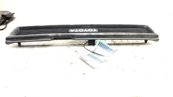 1988-1992 Corolla Station Wagon Front Grille Oem 5310112670 — photo 11