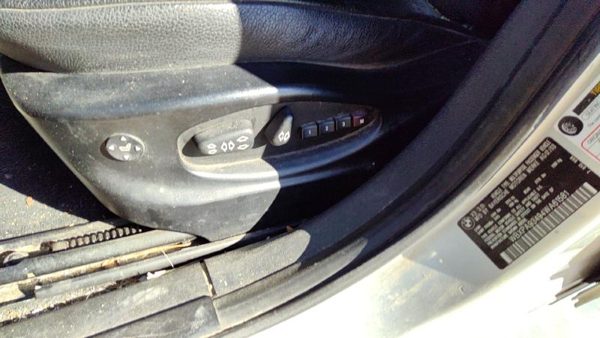 2004 BMW X3 Seat Track Driver Left Side Power Switch With Trim Panel OEM Gray — photo 3