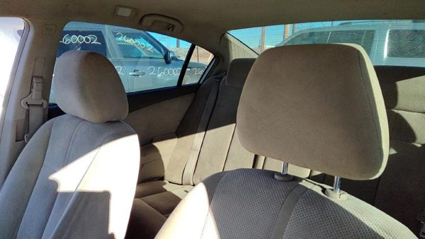 2007-2008 Nissan Altima Pair Of Front Headrests Oem Left Right Set Seat — photo 2