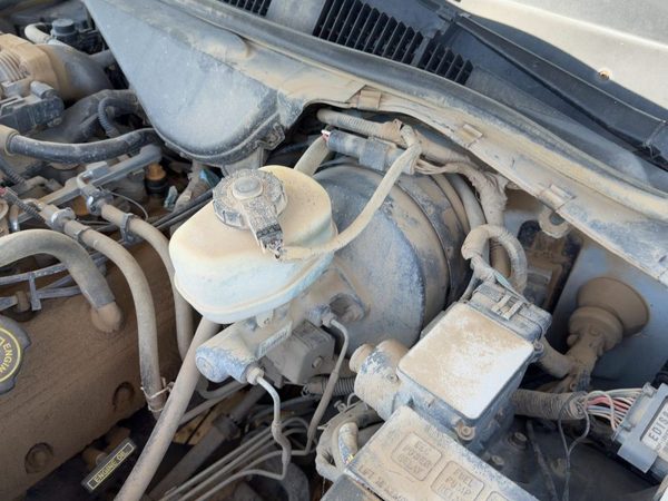90-94 Town Car Power Brake Booster With Master Cylinder Pair Set Oem 4.6L — photo 1