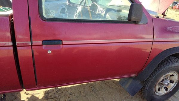 1996 Nissan Hardbody Front Door RH Red — photo 1