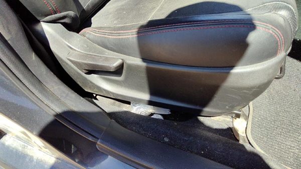 15-16 Subaru Wrx Passenger Right Side Seat Trim Panel Oem Cbl30 Carbon Black — photo 5