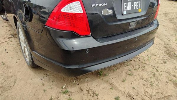 2010-2011 Ford Fusion Rear Bumper Cover Assembly Oem Back Black Uh — photo 6