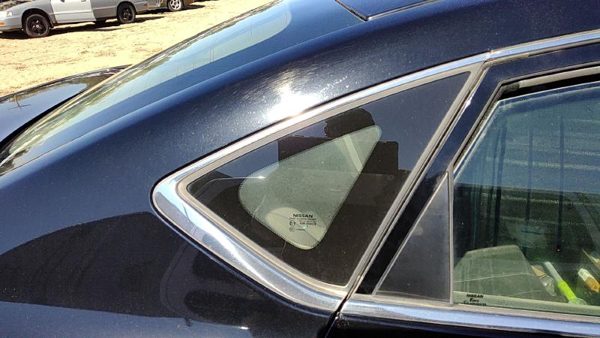 2013-2019 Nissan Sentra Passenger Right Rear Quarter Glass Back Side Window Oem — photo 1