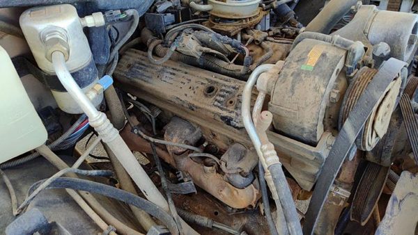 1992 GMC Sierra Cylinder Head 2500 5.7L Rh — photo 4