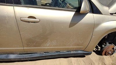 2007 Suzuki Grand Front Door RH Gold