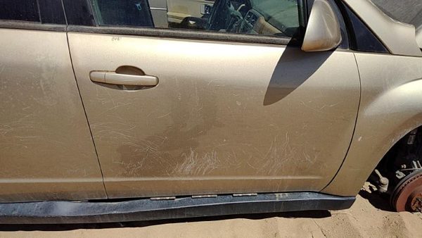 2007 Suzuki Grand Front Door RH Gold — photo 2