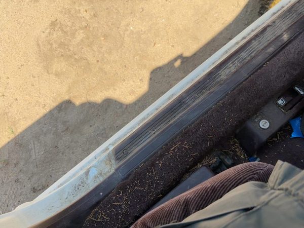 86-89 Accord Lx Driver Left Lower Sill Step Moulding Trim Panel Oem Sedan Maroon — photo 4