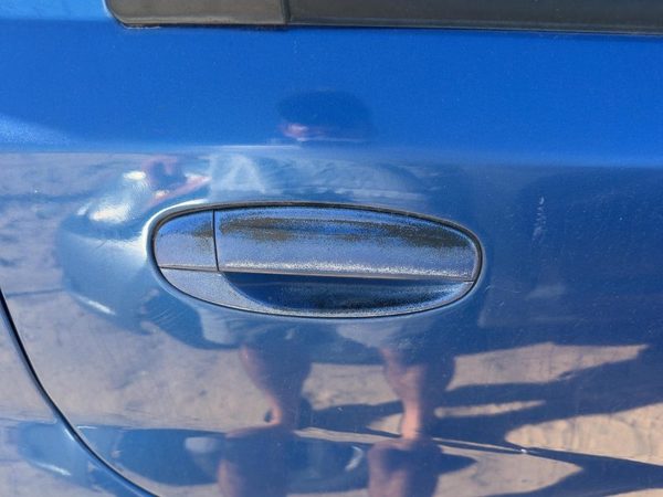 04 Aveo Passenger Right Rear Outside Door Handle Oem Back Hatchback Blue 33U — photo 2