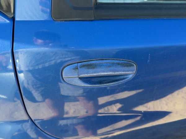 04 Aveo Passenger Right Rear Outside Door Handle Oem Back Hatchback Blue 33U — photo 3