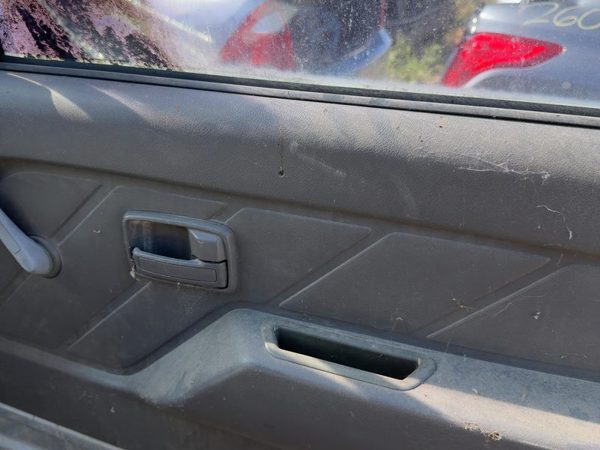 1990-1995 Isuzu Pup Passenger Right Front Door Trim Panel Gray — photo 6