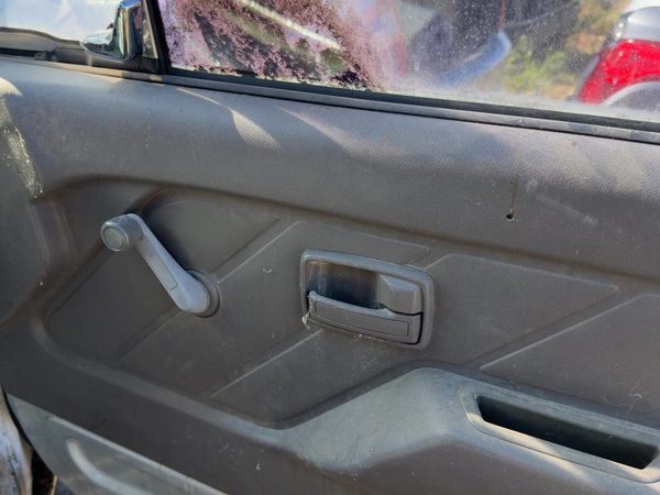 1990-1995 Isuzu Pup Passenger Right Front Door Trim Panel Gray — photo 8