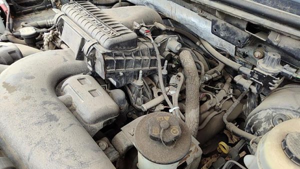 2005-2006 Ford F150 Complete Fuel Rail With Injectors Set Loaded Oem 5.4L — photo 1
