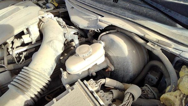 2001-2011 Ford Crown Vic Power Brake Booster With Master Cylinder Pair Set Oem — photo 1