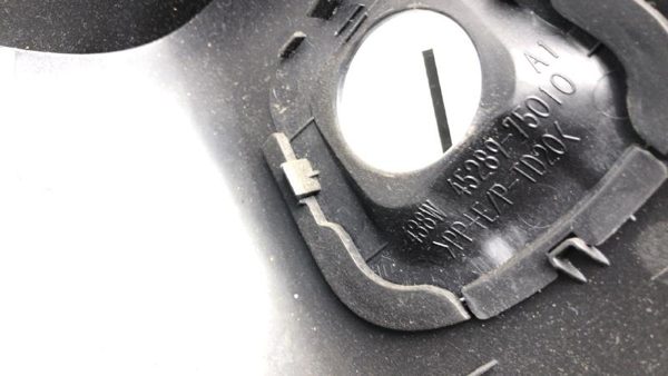 2010 Lexus HS250h Dash Panel 45287-75020 — photo 9