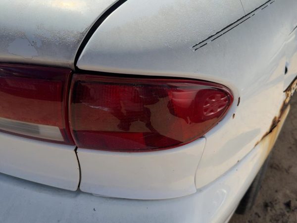 2000-2002 Chevy Cavalier Passenger Right Outer Tail Light Brake Lamp Oem Rear — photo 1