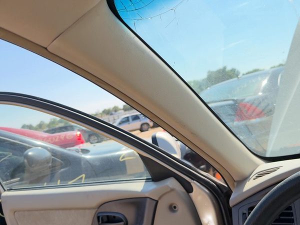2002 Hyundai Elantra Driver Left A Pillar Trim Windshield Post Panel Oem Gray Ze — photo 1