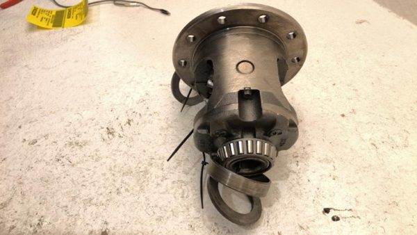 1980-1996 Chevy Caprice Rear Carrier Third Member Positrack Posi Series 2 Oem — photo 7