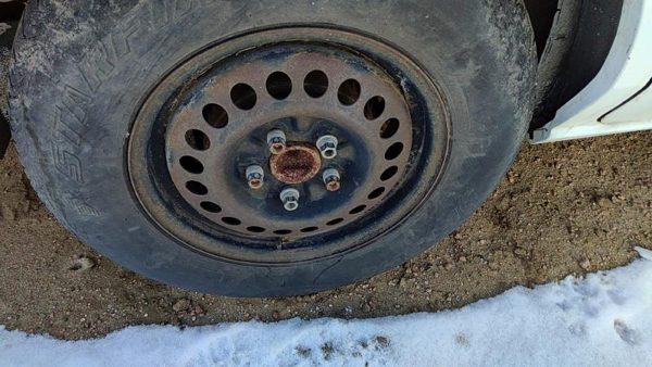 1998 Buick Century Wheel — photo 1