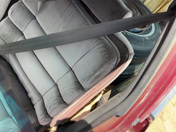 85-90 Buick Park Ave Driver Left Front Seat Belt Retractor Oem Shoulder Red — photo 3