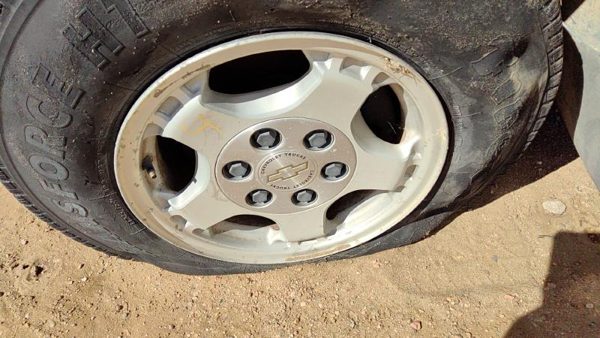 1999-2002 Chevy Silverado 1500 16' Aluminum Wheel Oem Factory Rim Pf9 #4 9592558 — photo 1