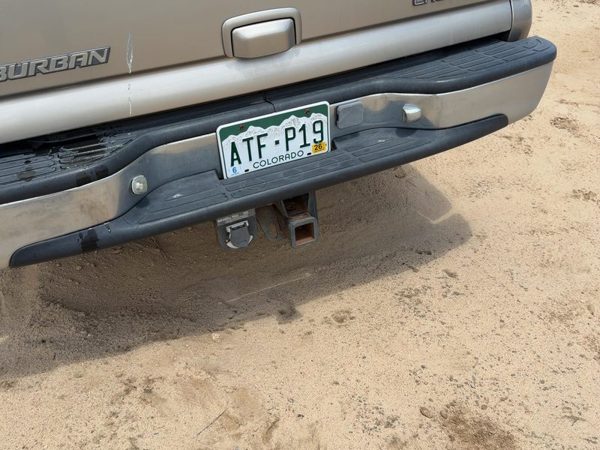 2000-2006 Chevy Suburban Chrome Rear Bumper With Mount Brackets Oem Pewter 11U — photo 5