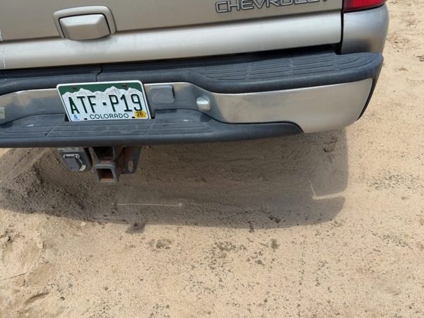 2000-2006 Chevy Suburban Chrome Rear Bumper With Mount Brackets Oem Pewter 11U — photo 6