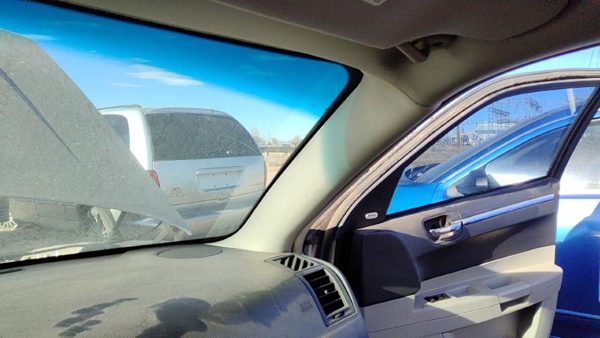 05-10 Chrysler 300 Passenger Right A Pillar Trim Windshield Post Panel Gray D1 — photo 3