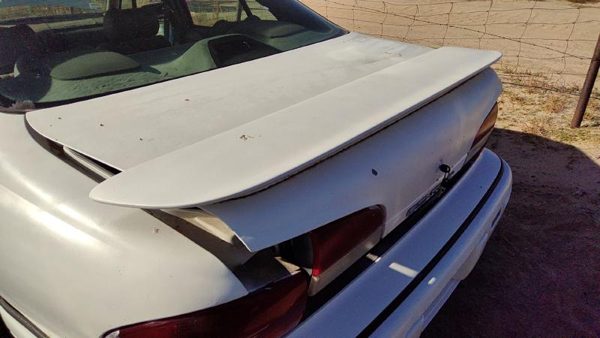 1994 Pontiac Bonneville Trunk/decklid/hatch/tailgate White — photo 2