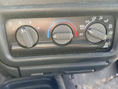 99-05 Chevy S10 Blazer Temperature Control Module Heater AC Head Unit 15098966