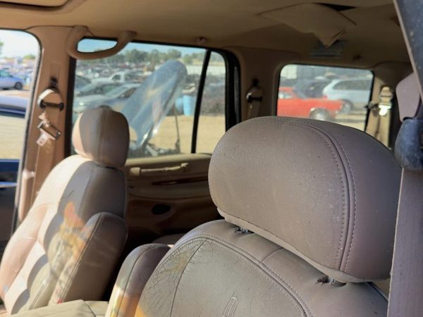 1998 Lincoln Navigator Headrest LH Tan Kx — photo 4