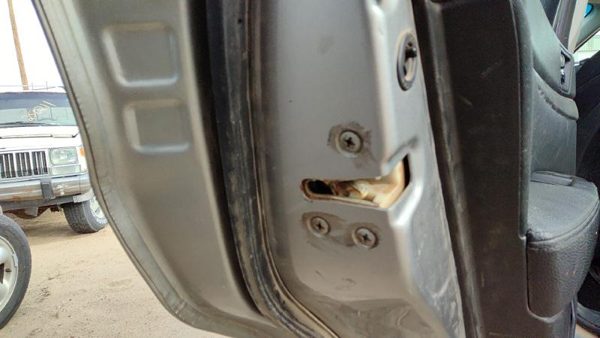 10-14 Subaru Legacy Outback Driver Left Rear Door Latch With Rods/Cables Back — photo 1
