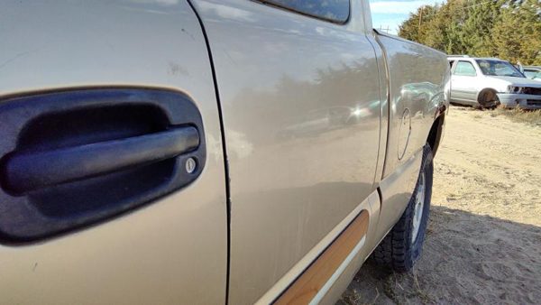 2004 Chevy Silverado 1500 Rear Door LH 15U Sandstone 89024758 — photo 4
