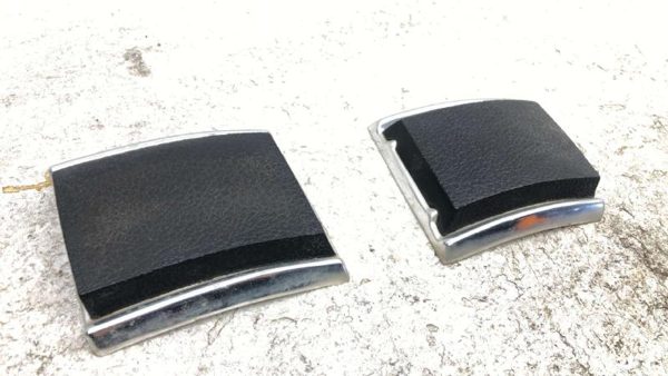 1989 Dodge D100 Driver Passenger Left Right Rear Cab Corner Mouding Pair Set Oem — photo 3